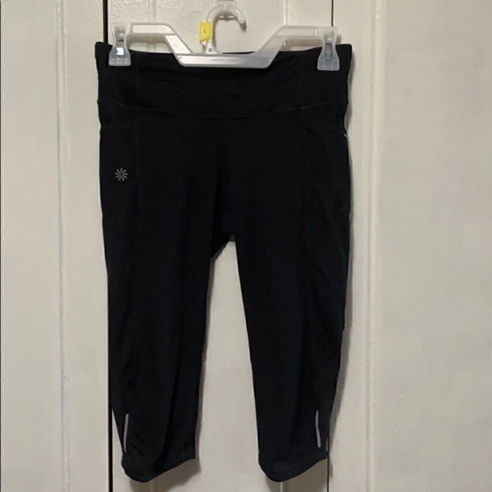 Athleta black Capri leggings black XSP